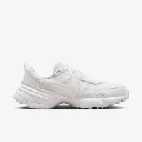 Nike V2K Run жіноча Кросівки колір білий