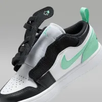 Nike Jordan 1 Low Alt Little дитячі Кросівки колір білий