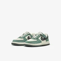 Nike Force 1 LV8 3 EasyOn Little дитячі Кросівки колір білий