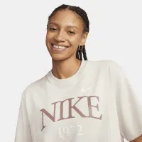 Футболка Nike Sportswear Classic Boxy FQ6600-104 - бежевая