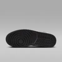 Nike Air Jordan 1 Mid чоловічі Кросівки колір чорний