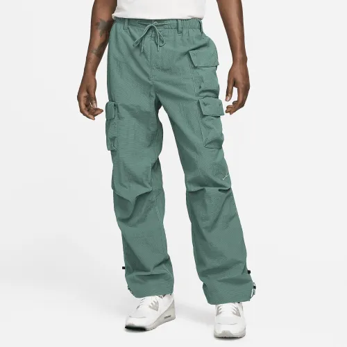 Nike Sportswear Tech Pack чоловічі Woven Lined Pants колір зелений