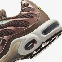 Nike Air Max Plus жіноча Кросівки колір коричневий