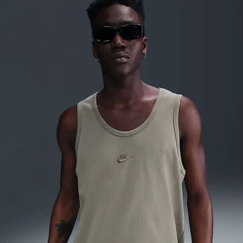 Nike Sportswear Premium Essentials чоловічі Tank колір зелений