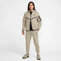 Nike Tech чоловічі Fleece Joggers колір зелений