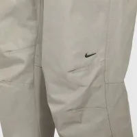 Nike Tech чоловічі Woven Pants колір зелений