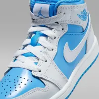 Nike Jordan 1 Mid SE Little дитячі Кросівки колір білий