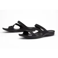 Шлёпанцы Crocs Swiftwater Sandal 203998-060 - Черные