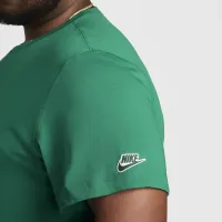 Nike Club мужские футболка цвет зеленый