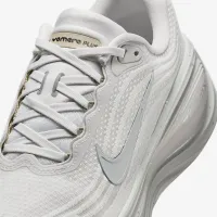 Nike Vomero Plus чоловічі Road Running Кросівки колір сірий