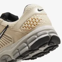 Nike Zoom Vomero 5 жіноча Кросівки колір білий