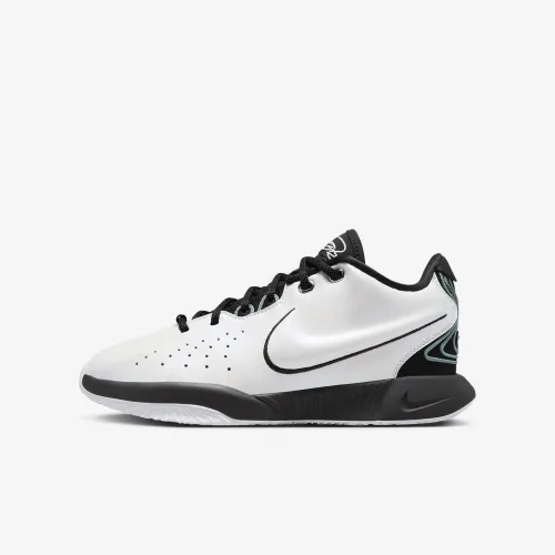 Nike LeBron XXI 
