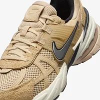Nike V2K Run жіноча Кросівки колір коричневий