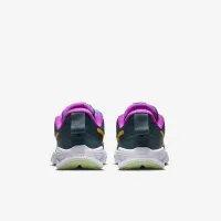 Nike Star Runner 4 Little дитячі Кросівки колір зелений