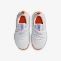 Nike Team Hustle D 11 Little дитячі Кросівки колір білий