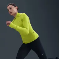 Nike Swift жіноча Therma-FIT ADV 1/4-Zip Running Top with Reflective Accents колір зелений