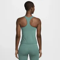 Nike Swoosh женская Medium-Support Padded Sports Bra Tank цвет зеленый