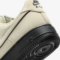 Nike Air Force 1 '07 LV8 чоловічі Кросівки колір коричневий