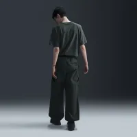 Nike Sportswear женская Loose Short-Sleeve Graphic футболка цвет зеленый