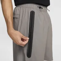 Nike Tech чоловічі Woven оверсайз Pants колір сірий