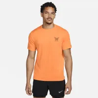 Nike Rise 365 Running Division чоловічі Dri-FIT Running Top Orange
