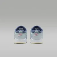 Nike Jordan 4 RM Little дитячі Кросівки колір білий