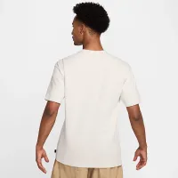 Nike Sportswear Premium Essentials чоловічі футболка колір сірий