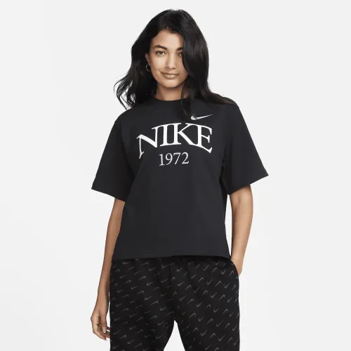 Nike Sportswear Classic жіноча футболка колір чорний