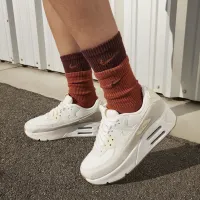 Nike Air Max 90 LV8 жіноча Кросівки колір білий