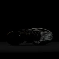 Nike Lunar Roam SE мужские Кроссовки цвет зеленый