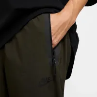 Nike Tech чоловічі Woven Pants колір зелений