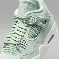 Nike Air Jordan 4 Retro 