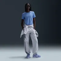 Nike Sportswear Club Essentials жіноча футболка блакитний