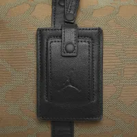 Nike Jordan Icon Duffle сумка (25L) колір коричневий