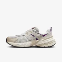 Nike V2K Run Premium женская Кроссовки цвет серый