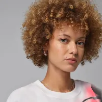 Nike Jordan Sport Heritage жіноча Dri-FIT Graphic футболка колір білий