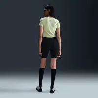 Nike Sportswear женская Slim Cropped футболка цвет зеленый