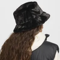 Nike Apex Faux Fur Bucket Hat колір чорний