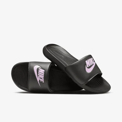 Nike Victori One жіноча Slides колір чорний