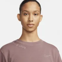 Nike Sportswear Essential женская футболка цвет фиолетовый