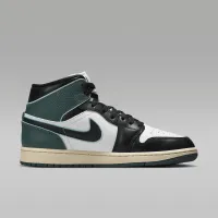 Nike Air Jordan 1 Mid SE жіноча Кросівки колір білий
