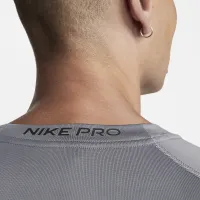 Nike Pro чоловічі Dri-FIT Tight Short-Sleeve Fitness Top колір сірий