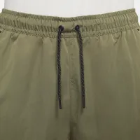 Nike Sportswear Tech Essentials чоловічі lined Commuter Pants колір зелений