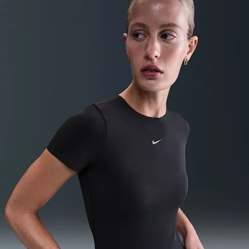 Nike Form женская Short-Sleeve Top цвет черный