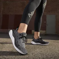 Nike InfinityRN 4 жіноча Road Running Кросівки колір чорний