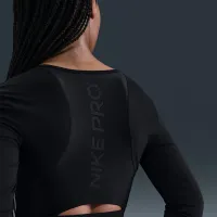 Nike Pro жіноча Dri-FIT Cropped Long-Sleeve Top колір чорний