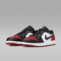 Nike Air Jordan 1 Low чоловічі Кросівки колір білий