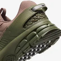 Nike Zoom Vomero Roam мужские Winterized Кроссовки цвет коричневый