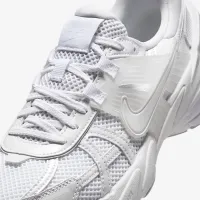 Nike V2K Run жіноча Кросівки колір білий