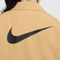 Nike Sportswear Essential жіноча оверсайз UV Woven Coaches' Куртка (великі розміри) колір коричневий